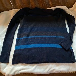 Warm Vince, 70% wool, 30% cashmere,